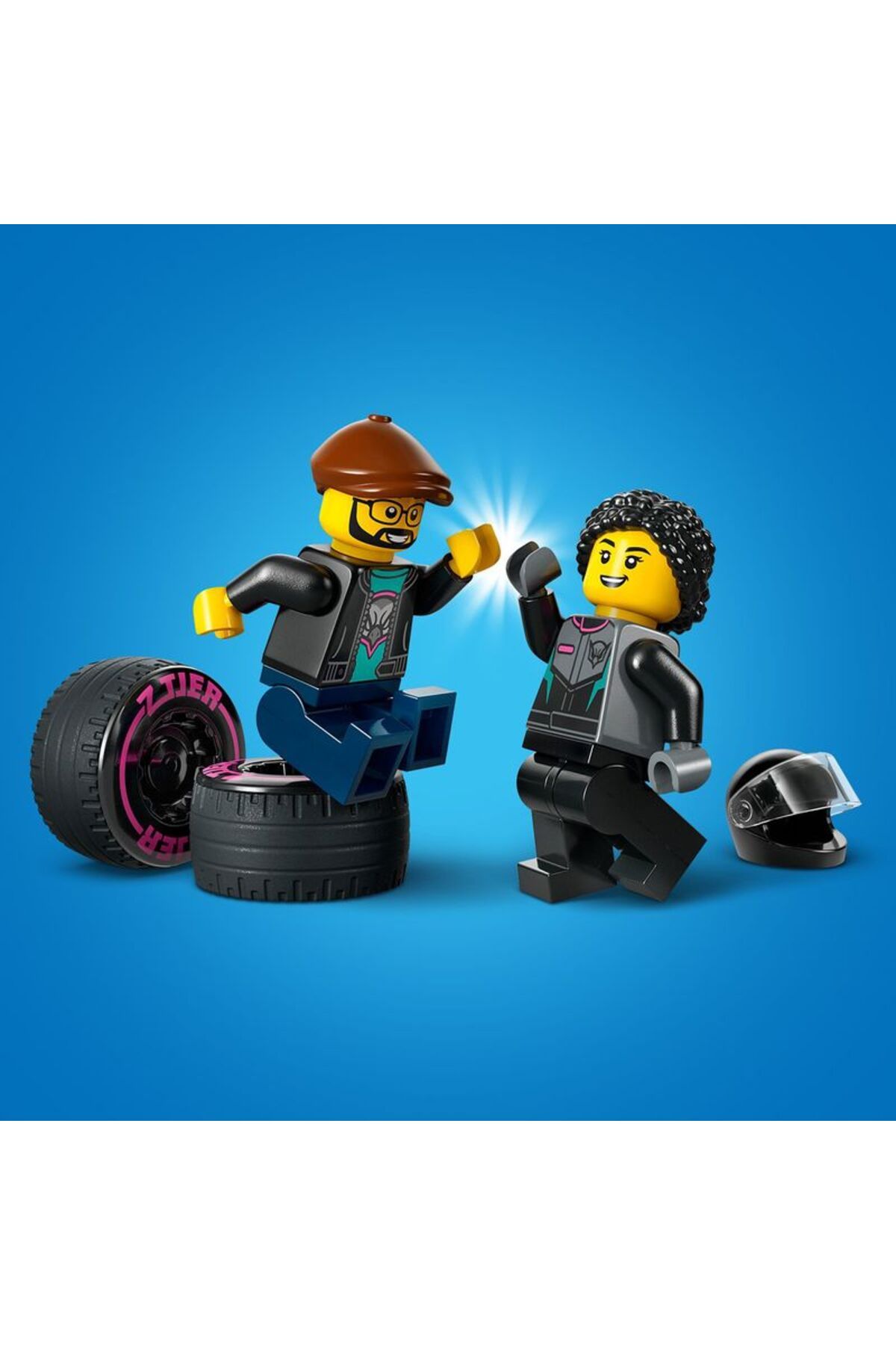 Lego® City Yarış Arabası ve Araba Taşıyıcı Kamyon 60406