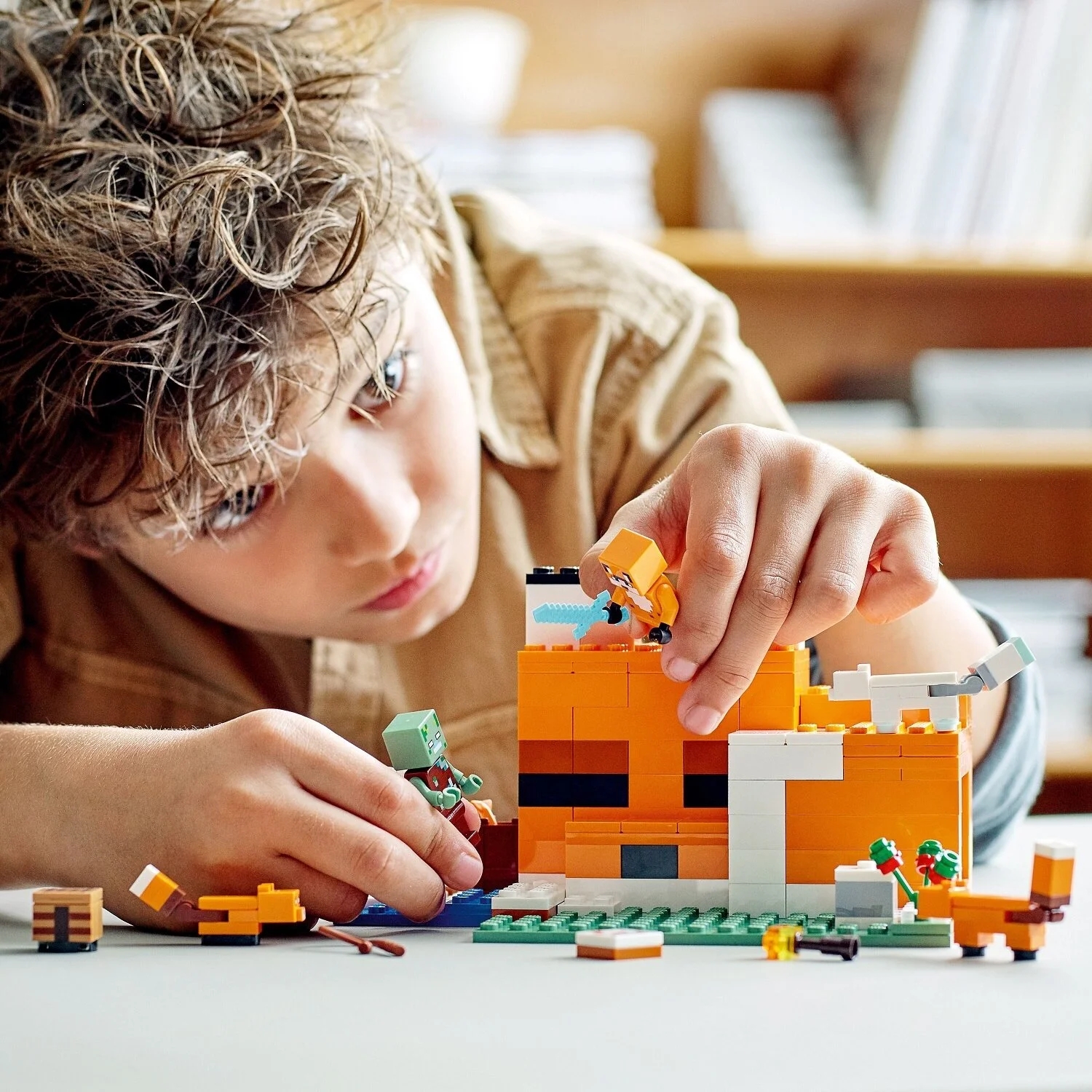 LEGO® Minecraft® Tilki Kulübesi 21178