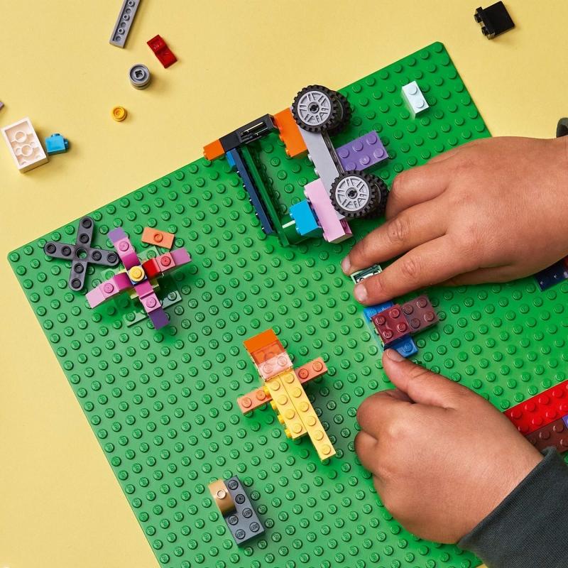 LEGO® Classic Yeşil Plaka 11023