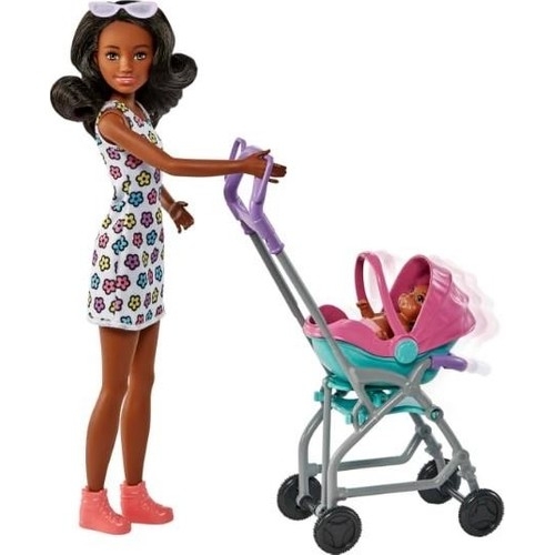 Barbie Bebek Bakıcılığı Oyun Seti HHB68