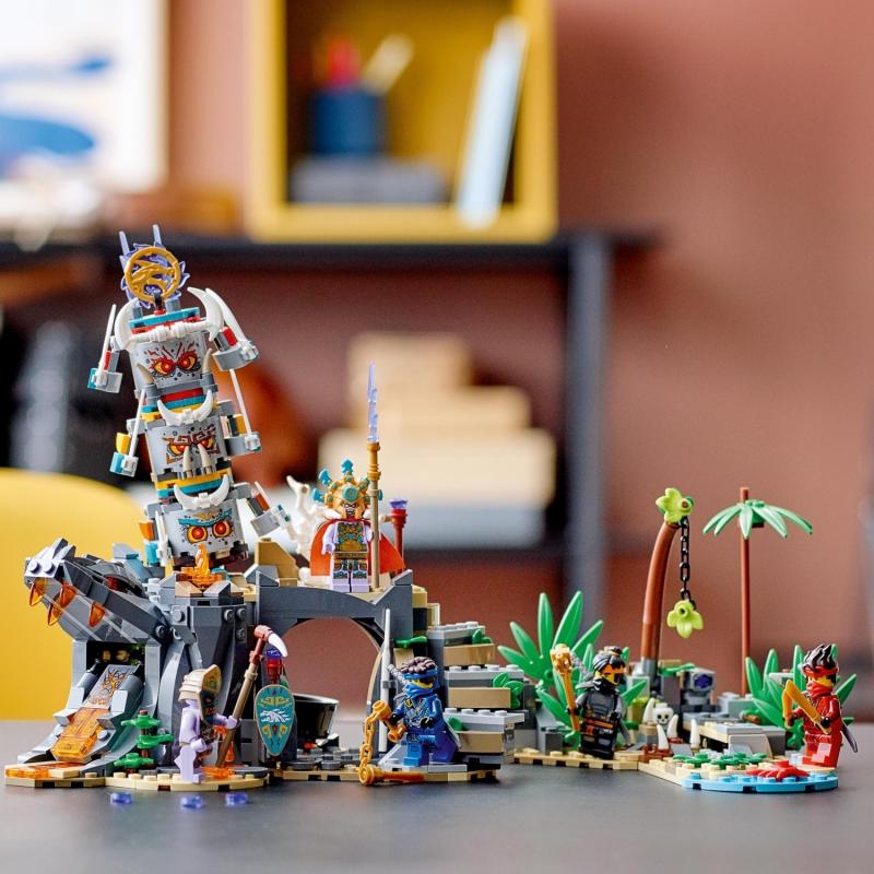 LEGO® NINJAGO® Bekçiler Köyü 71747 