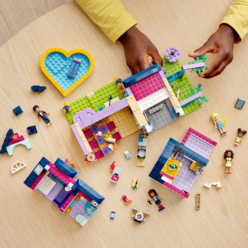 LEGO® Friends Andrea’nın Aile Evi 41449 