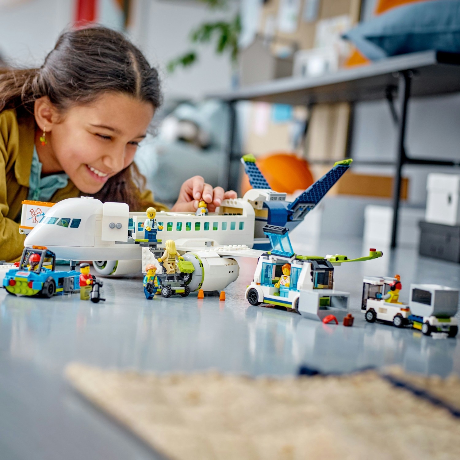 LEGO® City Yolcu Uçağı 60367 
