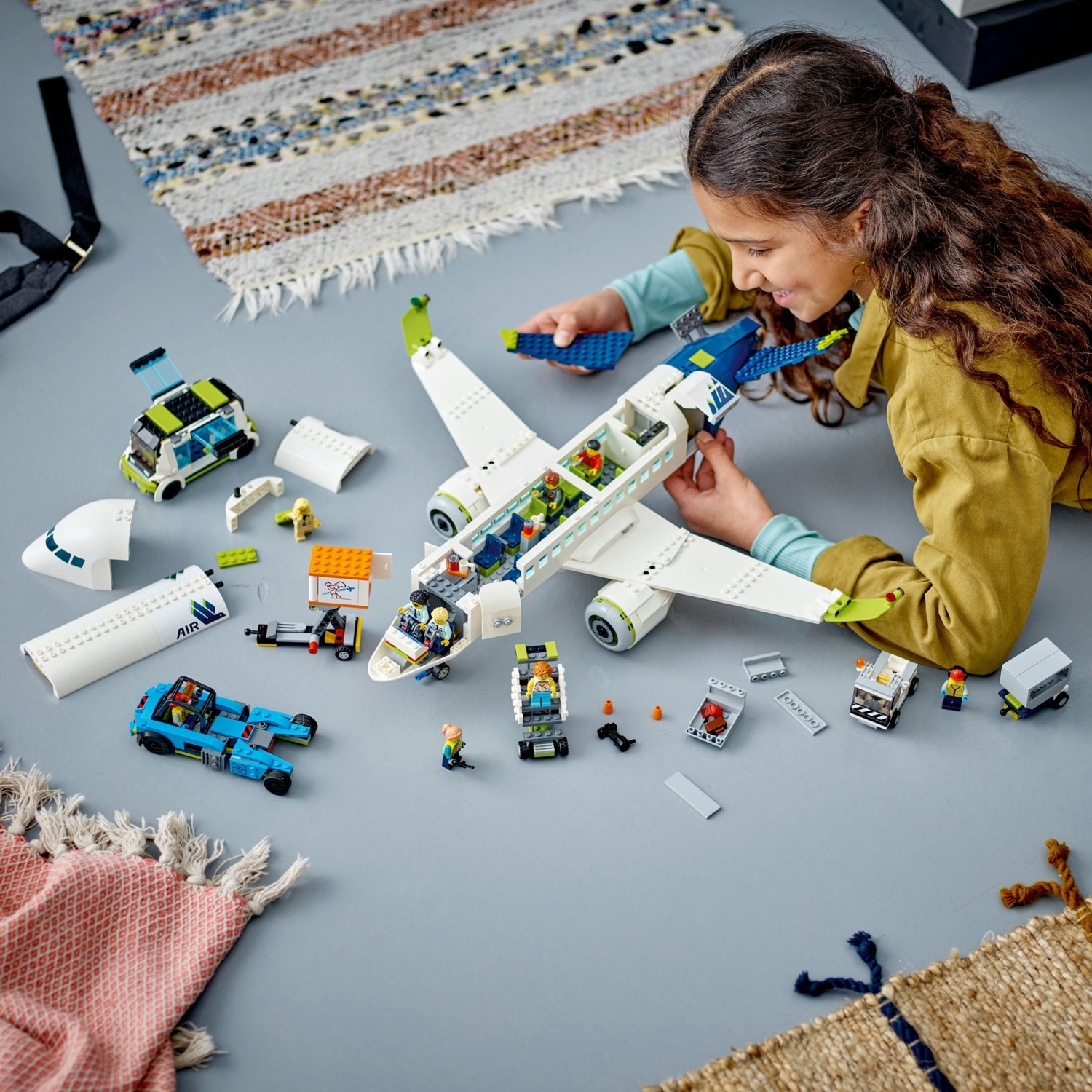 LEGO® City Yolcu Uçağı 60367 