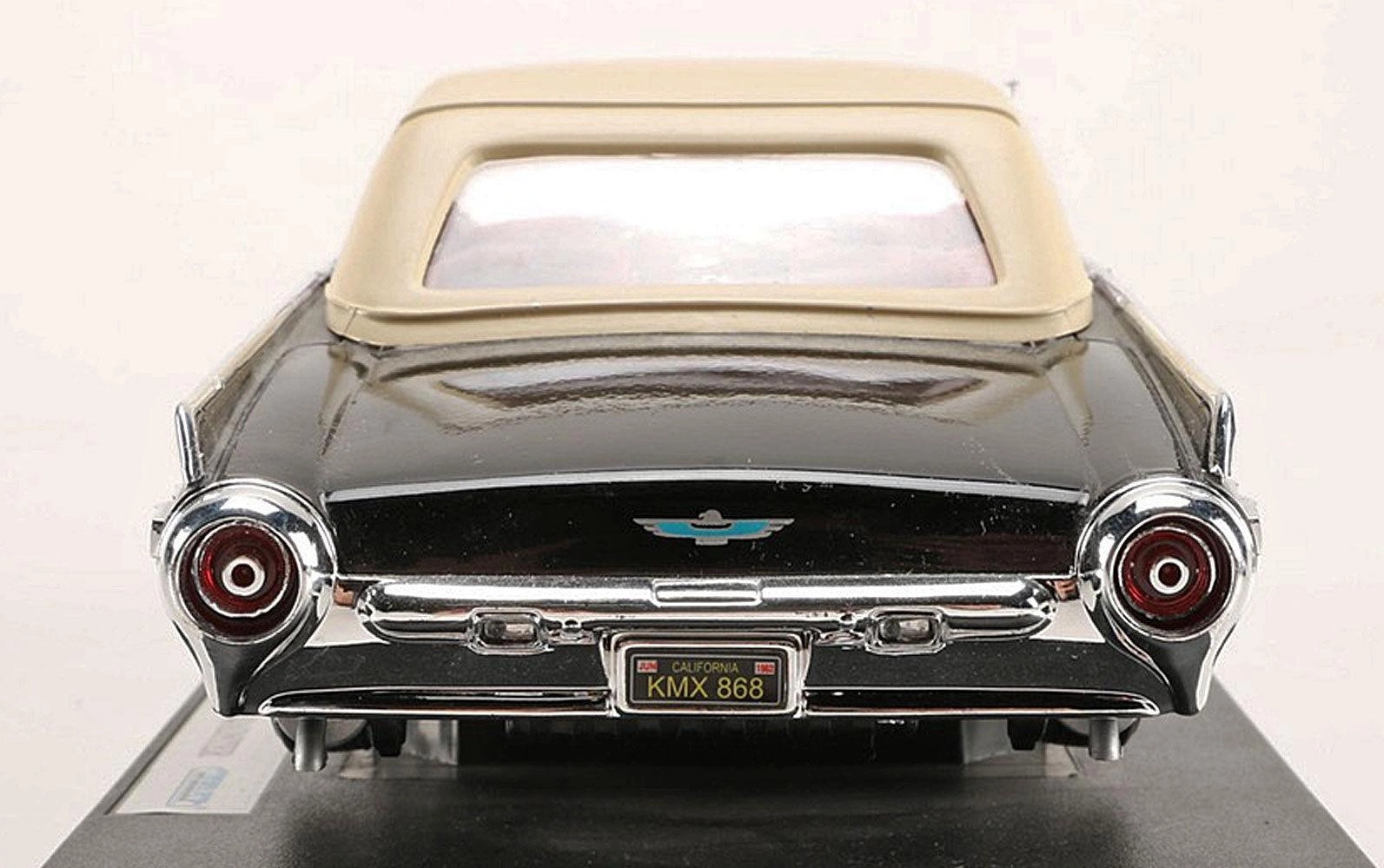 Welly 1962 Ford Thunderbird 1:18 Model Araba (Siyah)