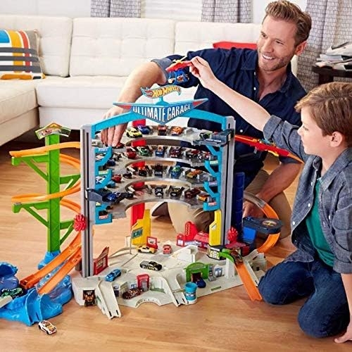 Hot Wheels Ultimate Mega Garaj Seti CMP80