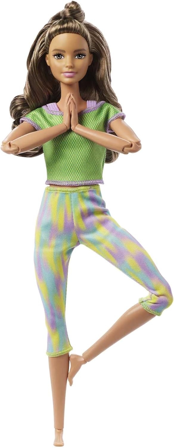 Barbie Sonsuz Hareket Bebeği Yeşil Taytlı GXF05