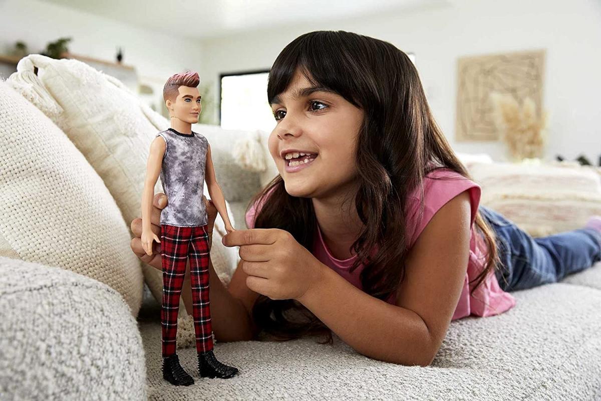 Barbie Yakışıklı Ken Bebekler