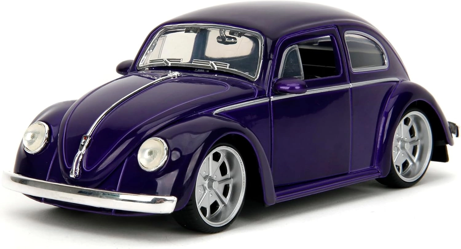 Jada Wednesday Addams & Thing Figürü ve Volkswagen Beetle Araç 1:24 Die Cast 