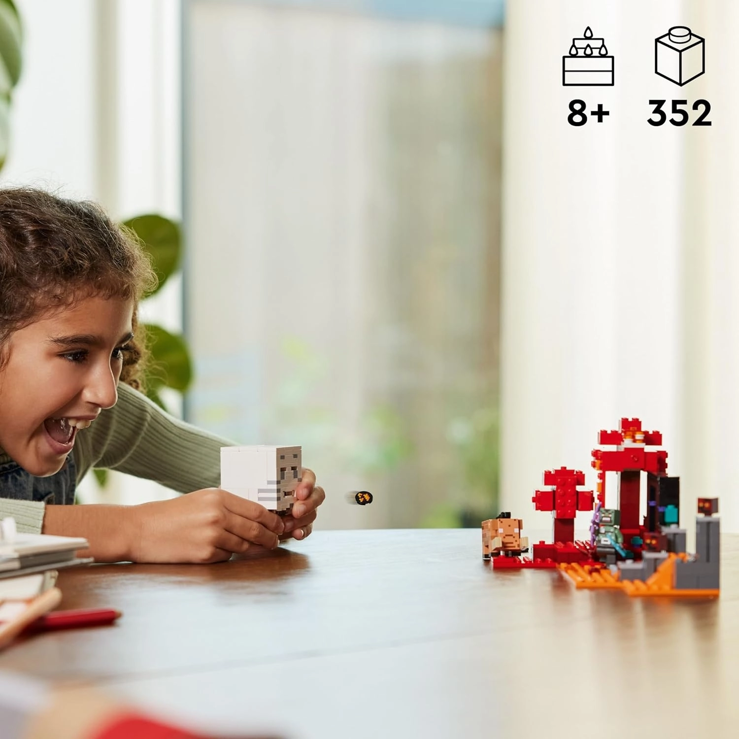 LEGO Minecraft Nether Geçidi Pususu 21255