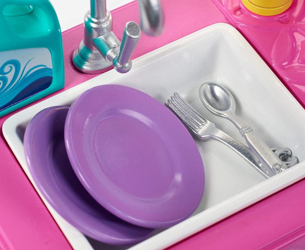Barbie’nin Ev İçi Dekorasyon Aksesuarları FXG35