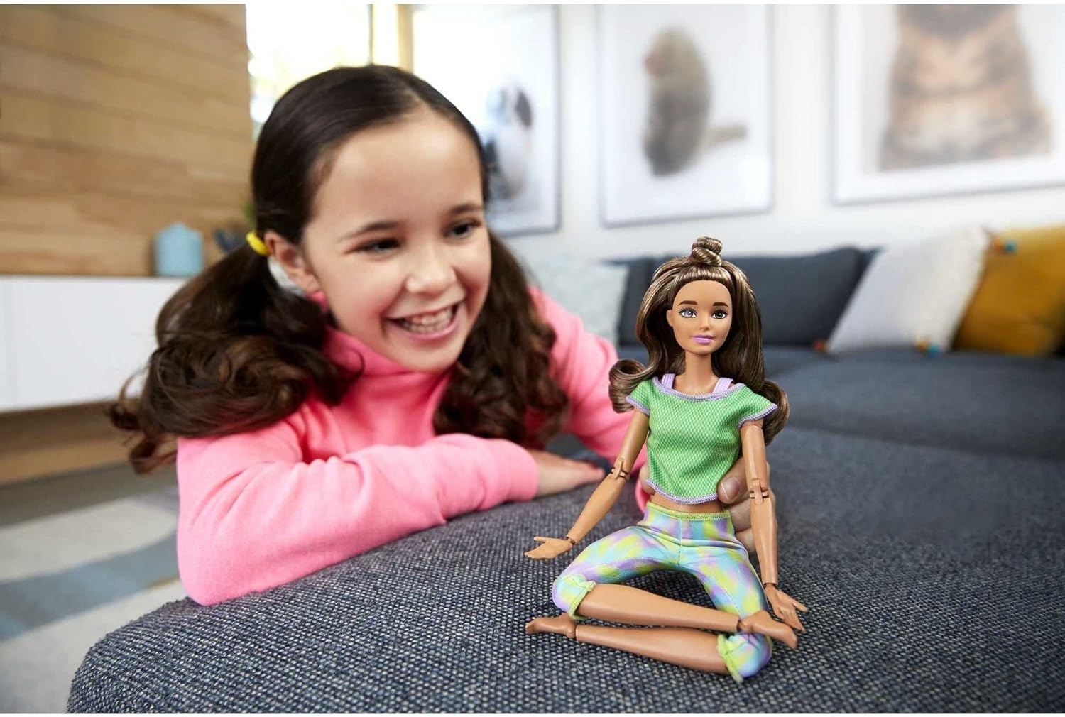 Barbie Sonsuz Hareket Bebeği Yeşil Taytlı GXF05