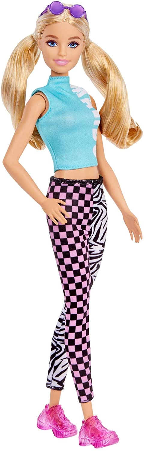 Barbie Fashionistas Büyüleyici Parti Bebekleri 