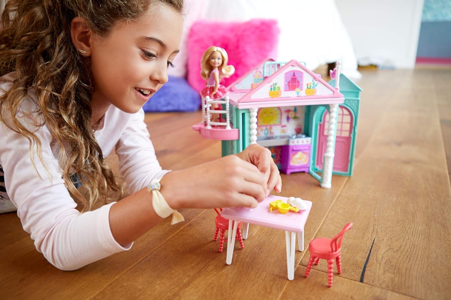 Barbie Chelsea’nin İki Katlı Evi DWJ50
