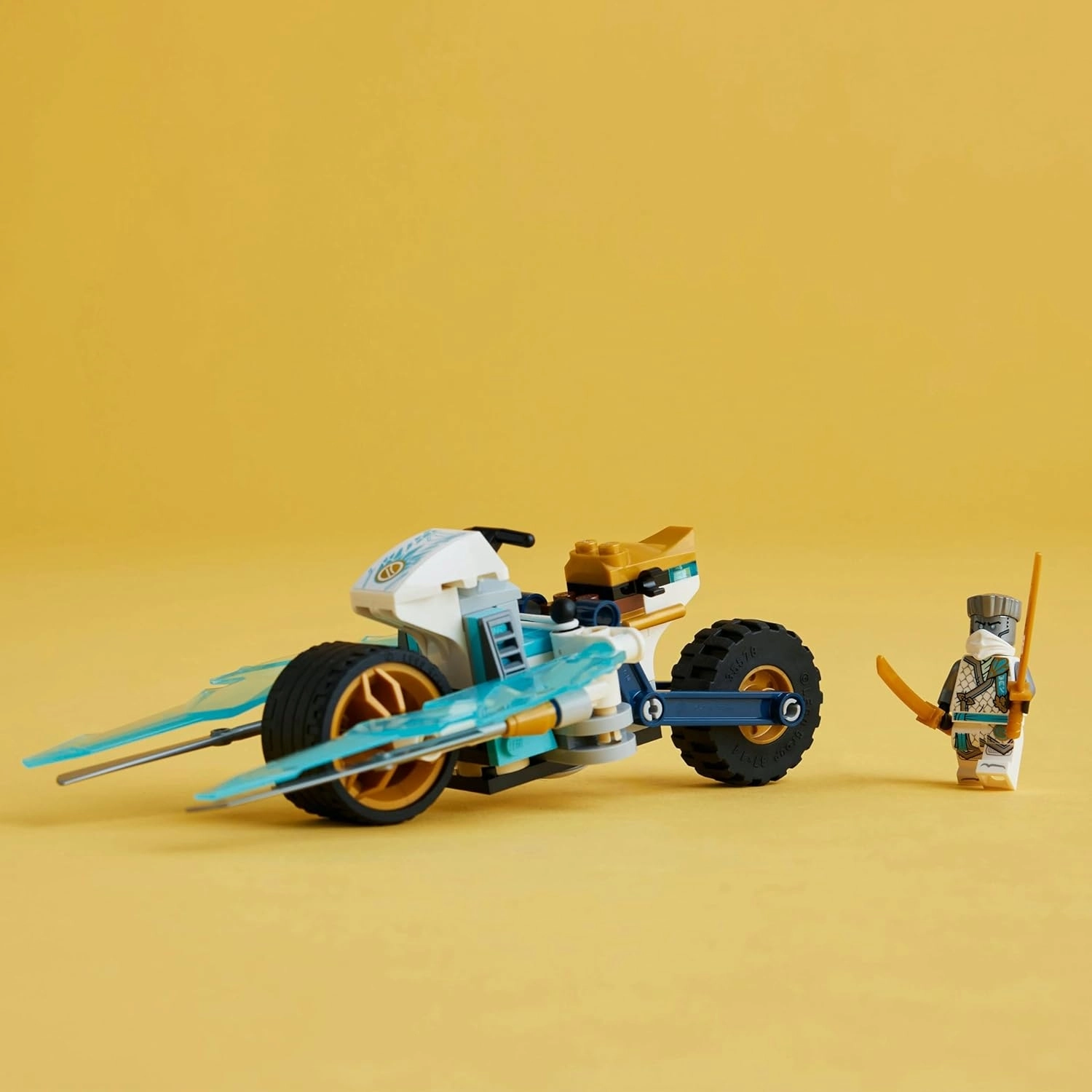 LEGO NINJAGO Zane’in Buz Motosikleti 71816