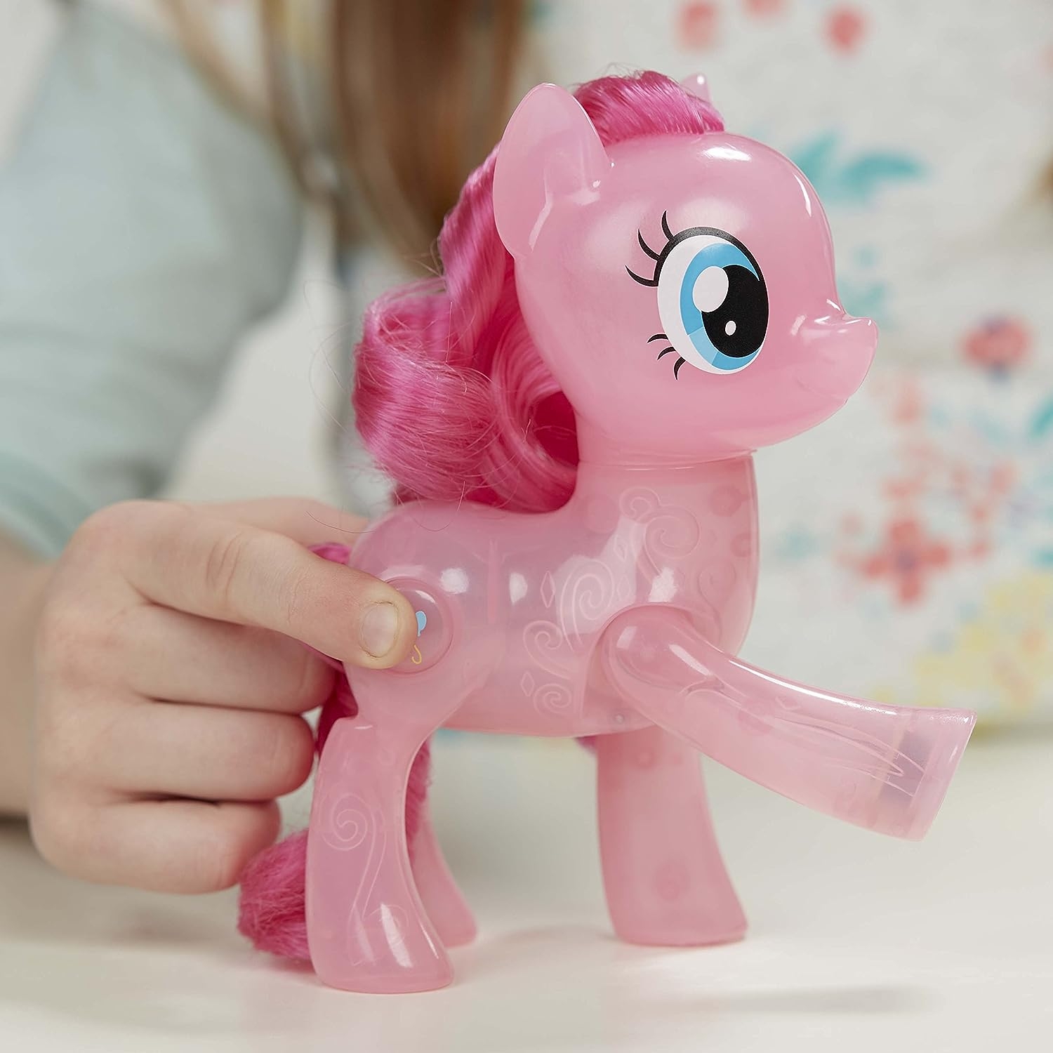 My Little Pony Parlayan Arkadaşlar Pinkie Pie Figürü C1818