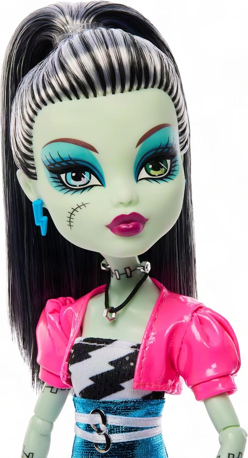 Monster High Dawn Of The Dance Frankie Stein JKM46