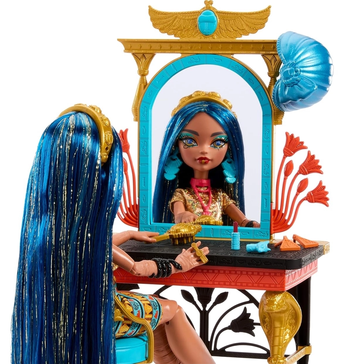 Monster High Cleo’nun Havalı Bakım Günü Oyun Seti HXH96