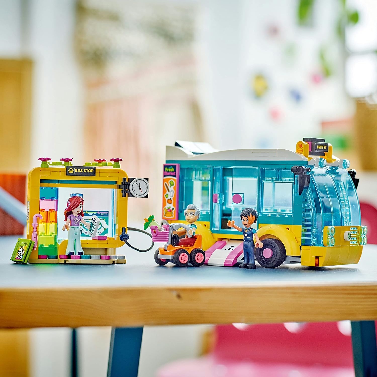 LEGO® Friends Heartlake City Otobüsü 41759