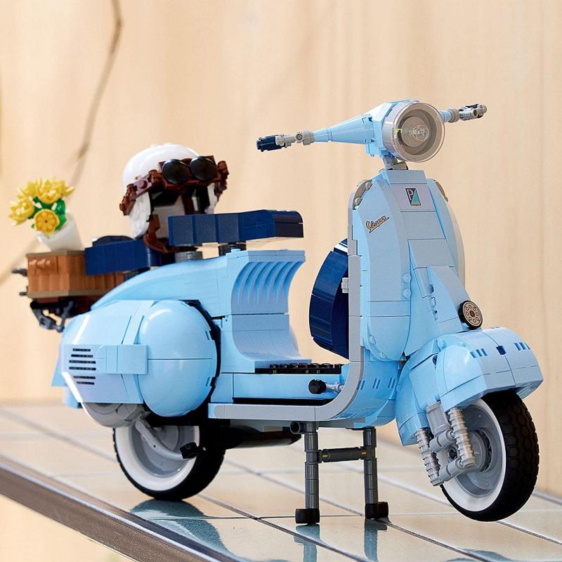 LEGO® Vespa 125 10298