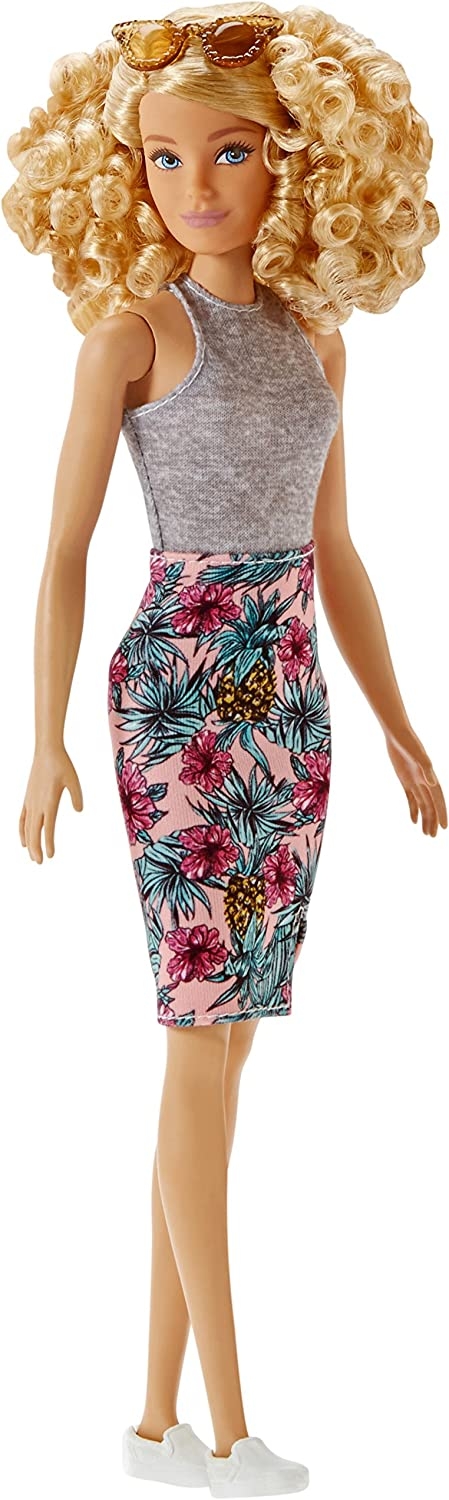 Barbie Fashionistas Büyüleyici Parti Bebekleri FJF35 