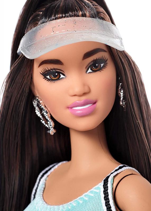 Barbie Büyüleyici Parti Bebek Ve Kıyafetleri