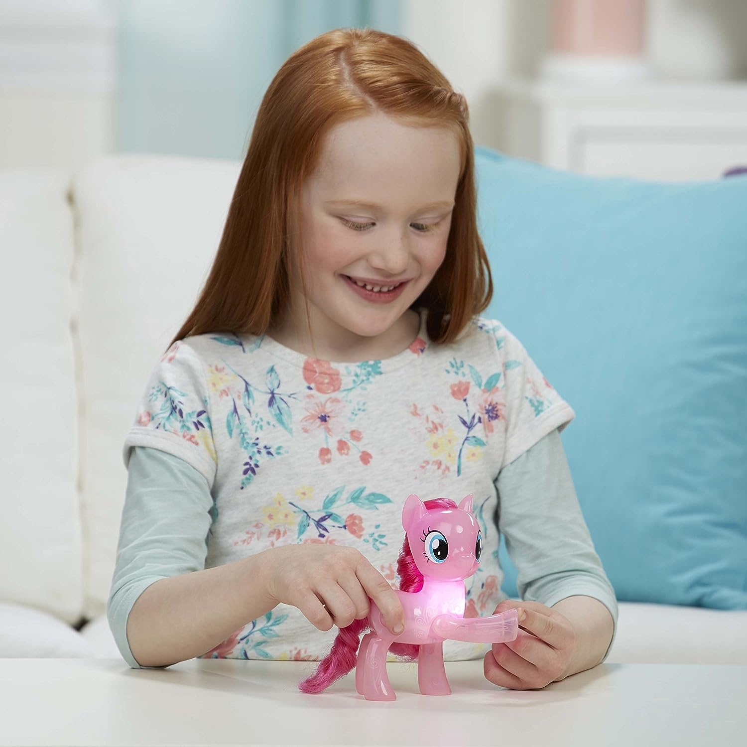 My Little Pony Parlayan Arkadaşlar Pinkie Pie Figürü C1818