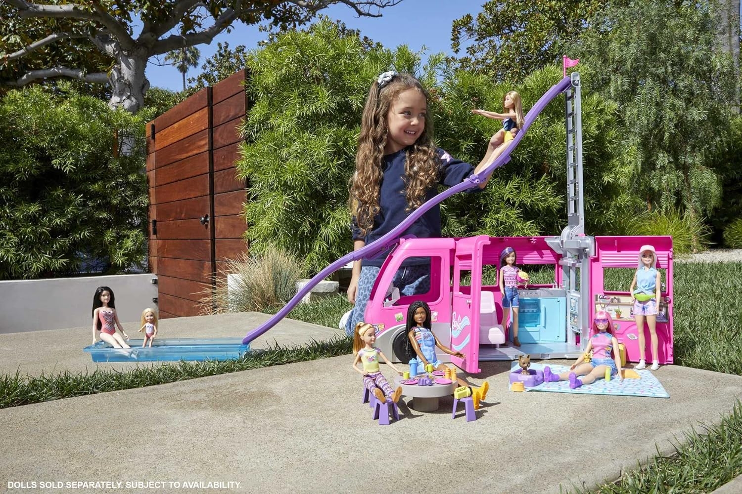 Barbie’nin Rüya Karavanı HCD46