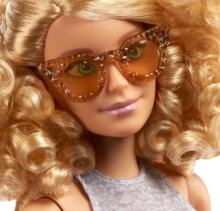 Barbie Fashionistas Büyüleyici Parti Bebekleri FJF35 