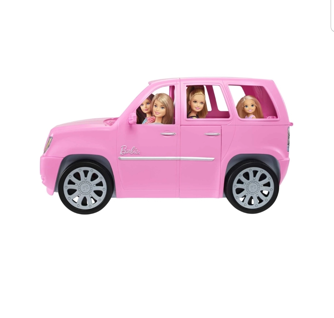 Barbie’nin Aracı ve Kız Kardeşleri Oyun Seti