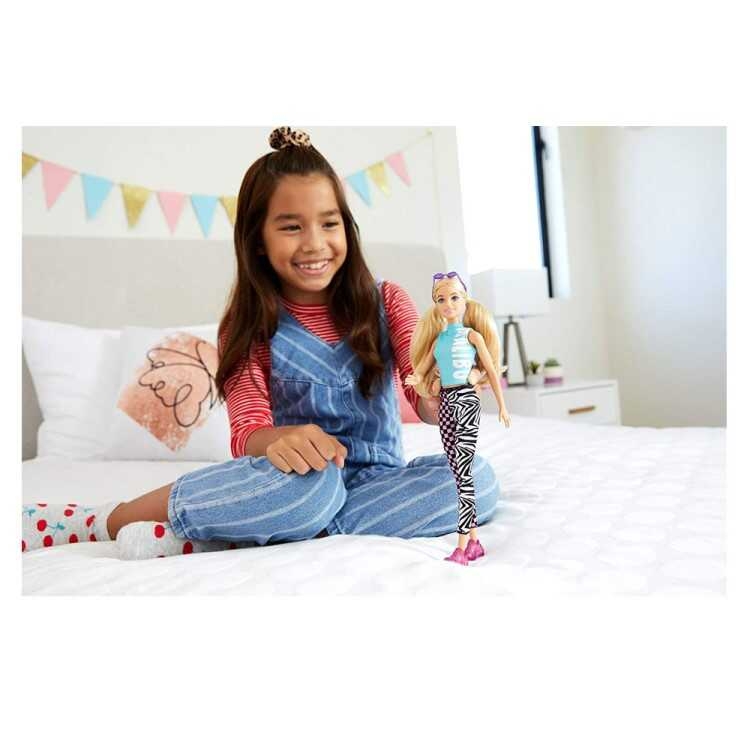 Barbie Fashionistas Büyüleyici Parti Bebekleri 