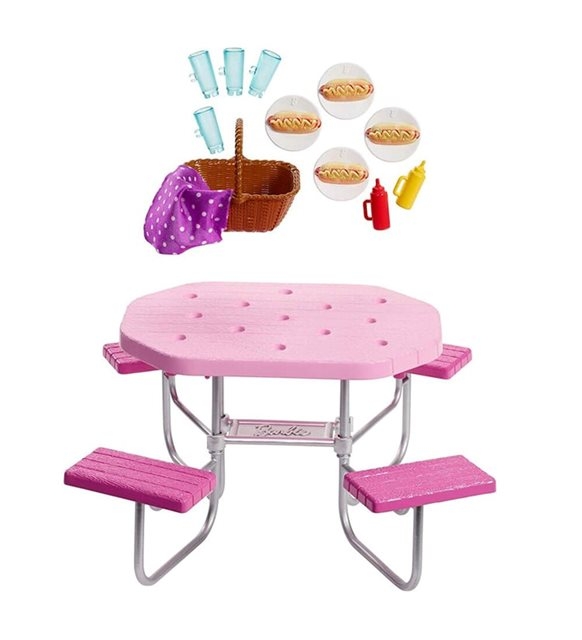 Barbie’nin Ev Dışı Dekorasyon Aksesuarları Piknik Seti 