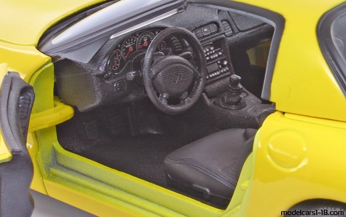 Maisto 1:18 Chevrolet Corvette C5 Z06 2001 Sarı Renk Model Araba