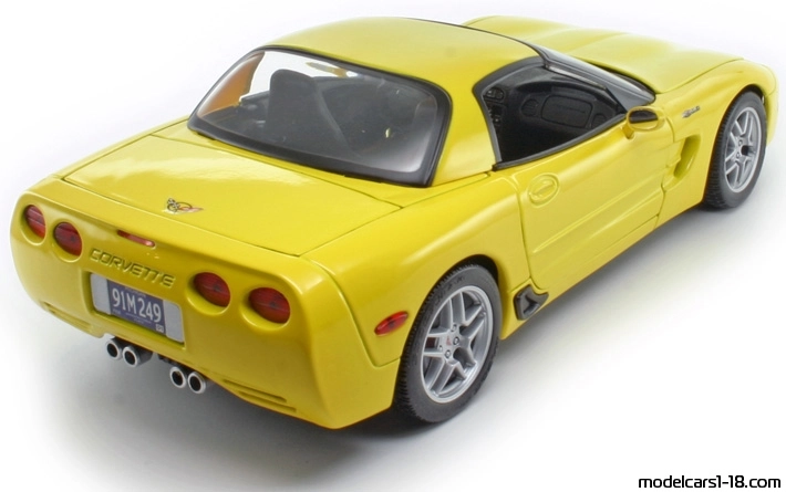 Maisto 1:18 Chevrolet Corvette C5 Z06 2001 Sarı Renk Model Araba