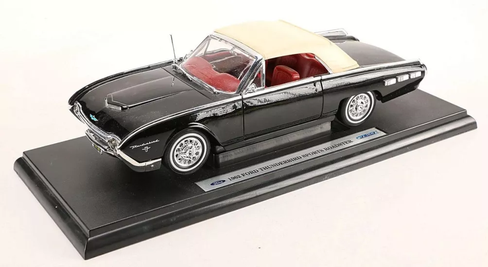 Welly 1962 Ford Thunderbird 1:18 Model Araba (Siyah)