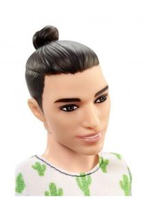 Barbie Yakışıklı Ken Bebekler ve daha bir çok Barbie modelleri... Uygun fiyat ve taksit avantajlarıyla CİVCİV OYUNCAK’ta...