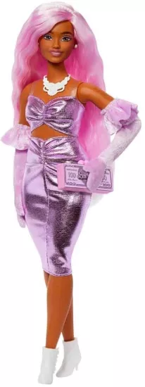 Barbie Deluxe Style Pembe Saçlı Bebek HYV25
