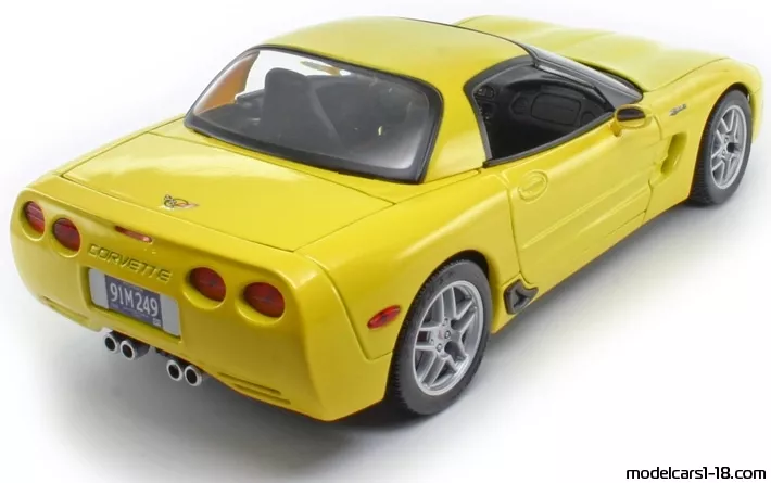 Maisto 1:18 Chevrolet Corvette C5 Z06 2001 Sarı Renk Model Araba
